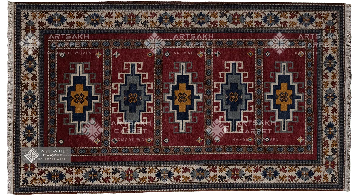 Традиционный армянский ковер Моханк Аревагорг