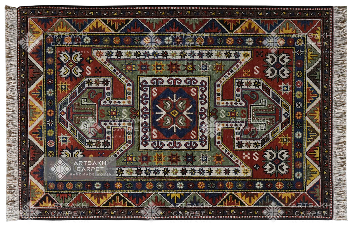 Armenian traditional carpet Vahan / Shield