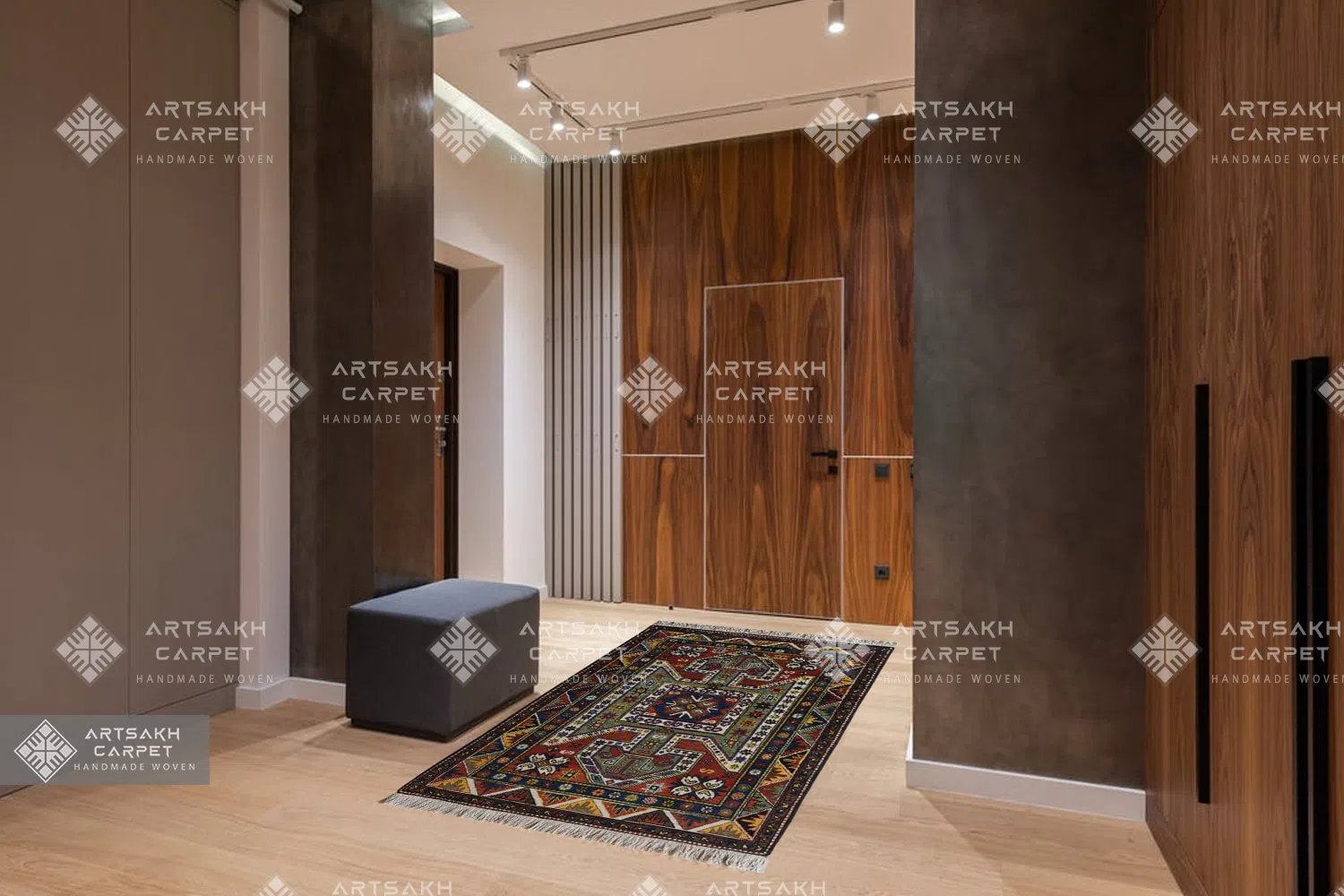 Armenian traditional carpet Vahan / Shield