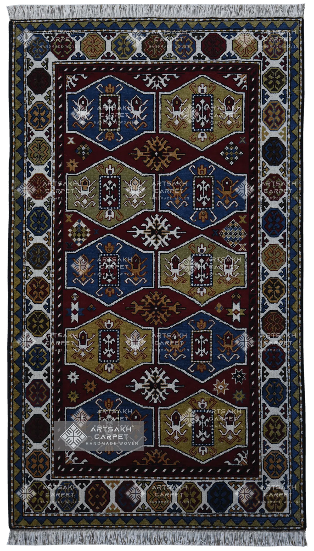 Традиционный армянский ковер Ерам